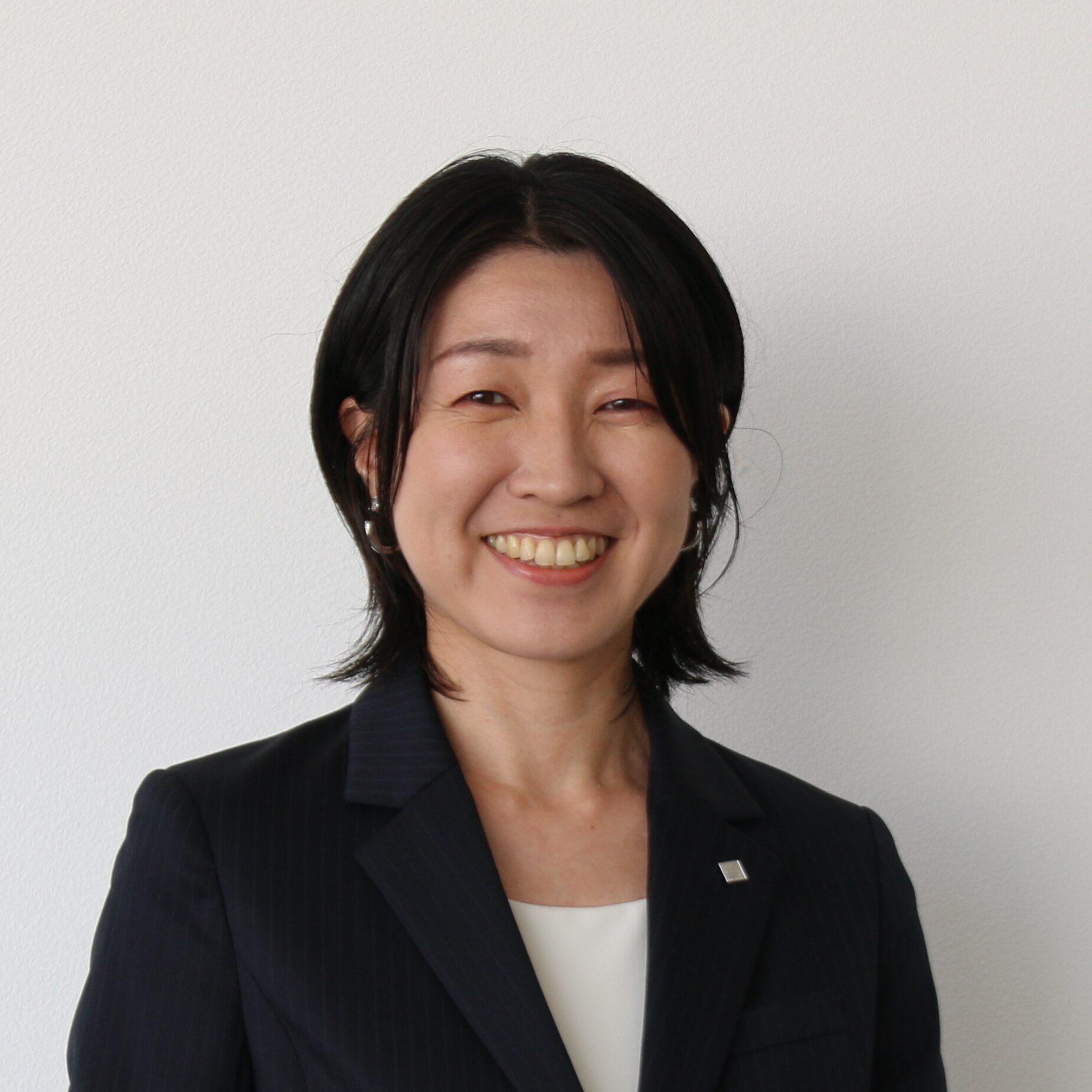 御山 晃代